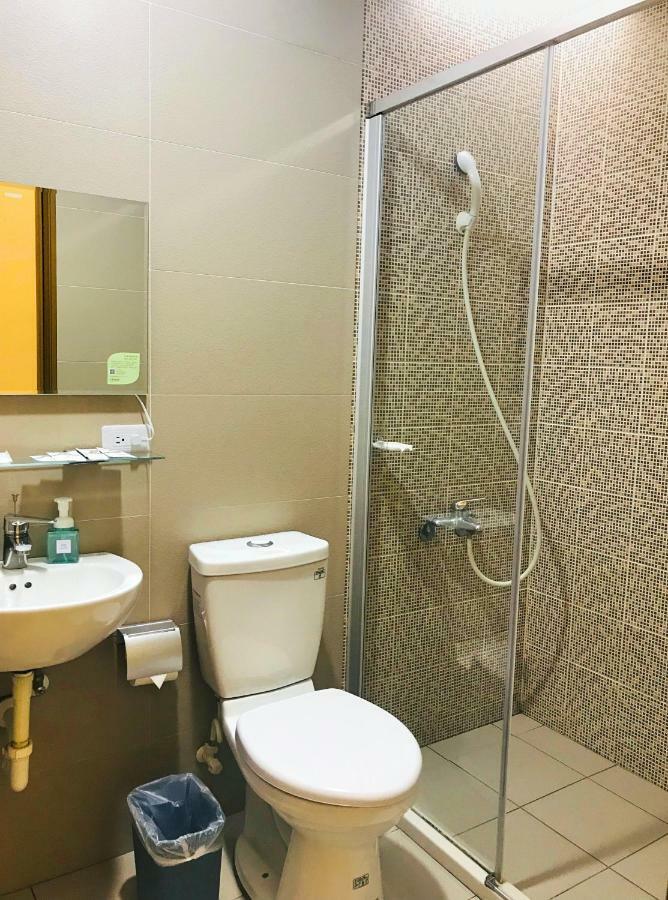 Chia Kon Hotel Chiayi City Luaran gambar